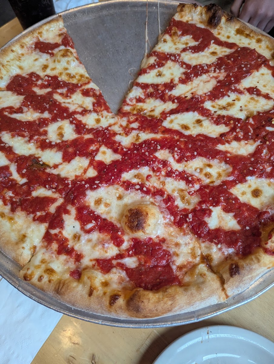 Pies & Pints - Fayetteville, Wv-10